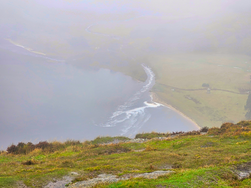 After some image manipulation, you can see it a little better.