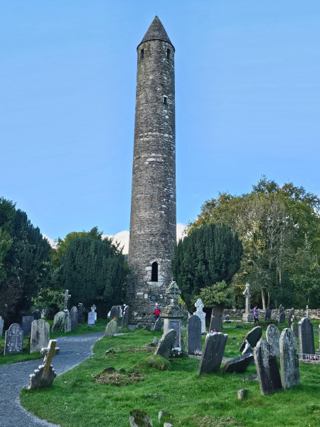 This tower at Glendalough (c. 1000 CE), was for early wanrning, not for hiding or defending.