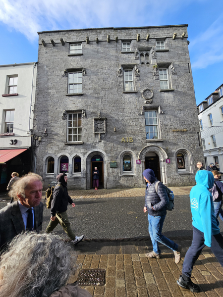 Lynch's Castle was primarily constructed in the 16th Centry. A merchant family lived there.