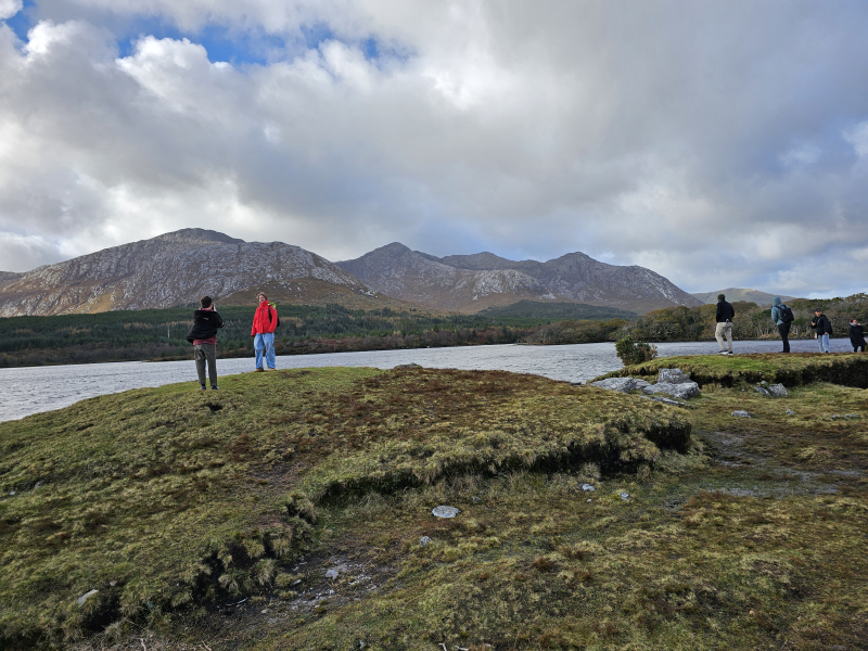 Vista at Lough Inagh viewpoint