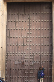 I liked this door with the young person in front of it. If you look closely, you will see pull and push in chalk