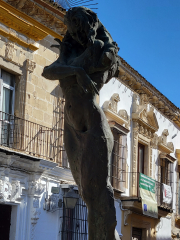 Statue of Lola Flores, famous dancer from Barrio San Miguel