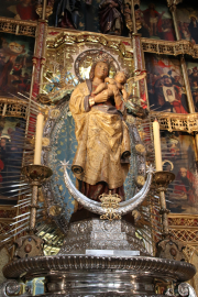 The patron saint of Madrid: La Virgin de Almundena