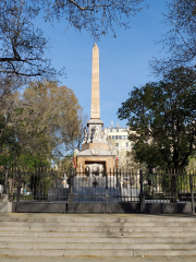 Monument to May 2nd, 1808 victims of French soldiers.