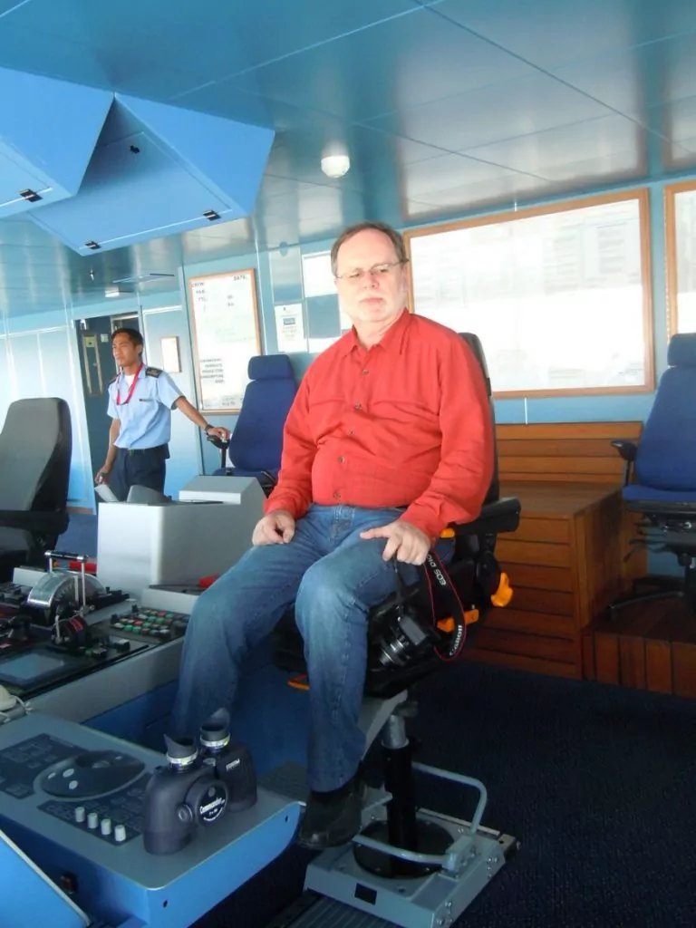 DSCN3145 No one else was using the Captain's chair...