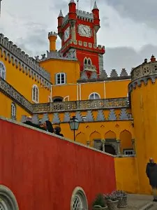 In the courtyard of the palace at Pena.