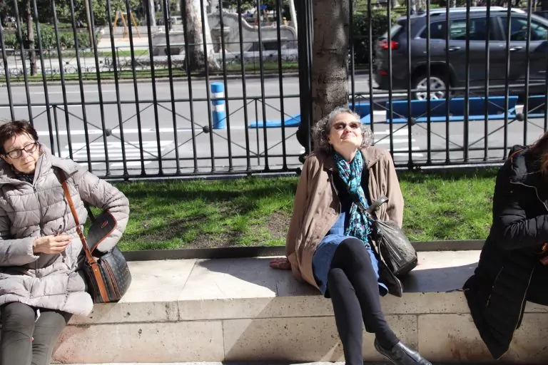 We see the Sun in Madrid