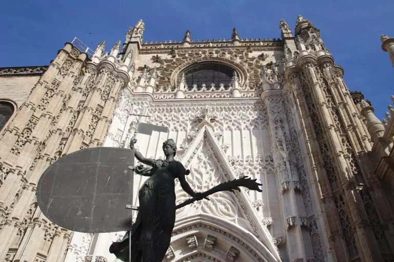 03/03 Tuesday A visit to the Cathedral